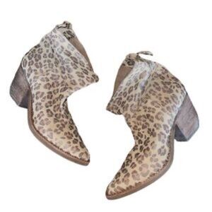 Matisse soho Leopard Ankle Boots Womens Shoes Size 8